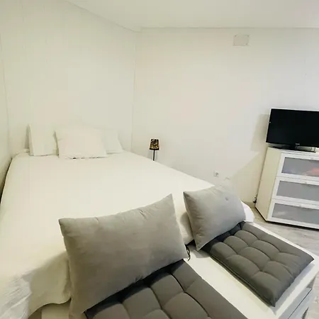Apartment In Center *